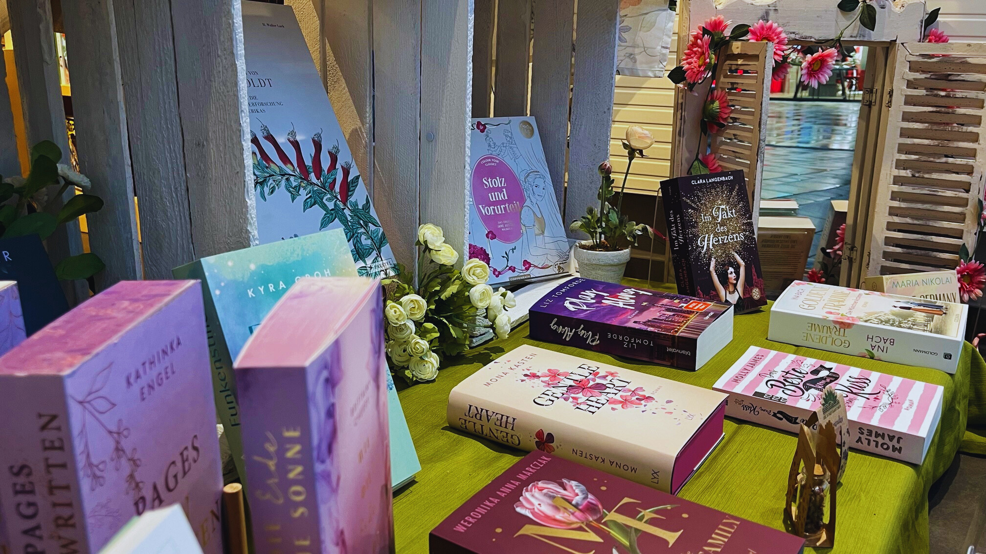 Schaufenster Januar Lesung Ralph Neubauer